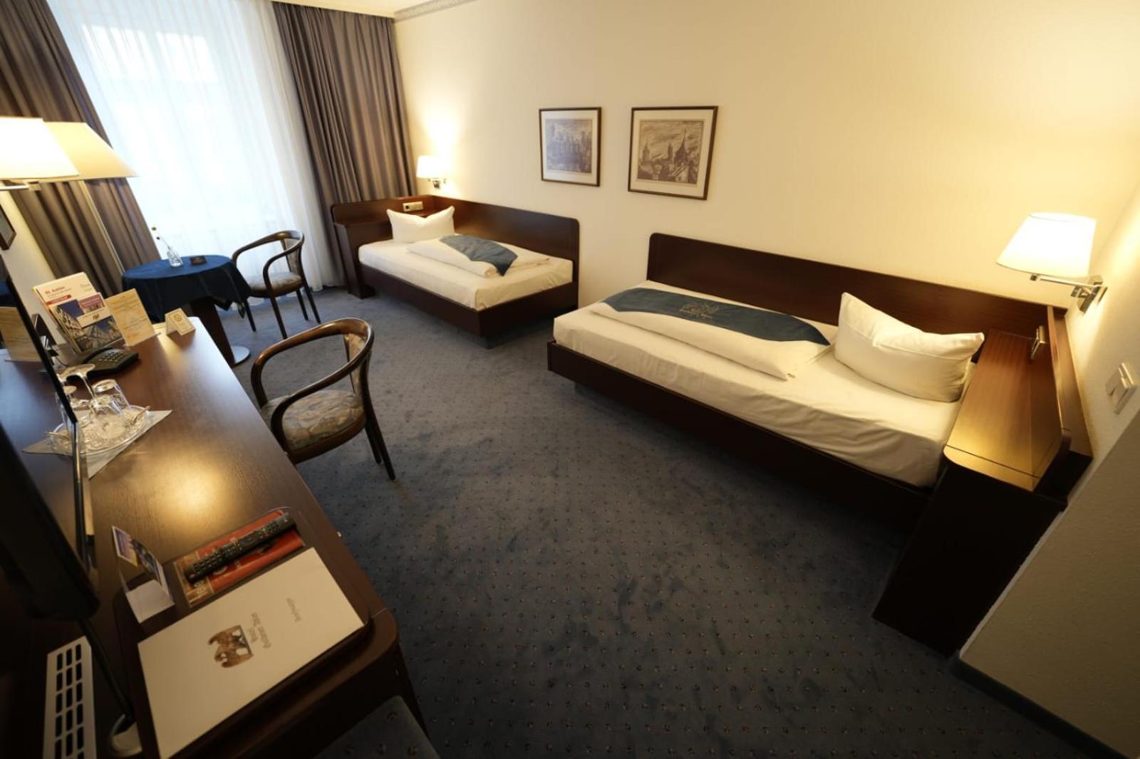 Hotel Goldener Adler Bautzen Exteriör bild