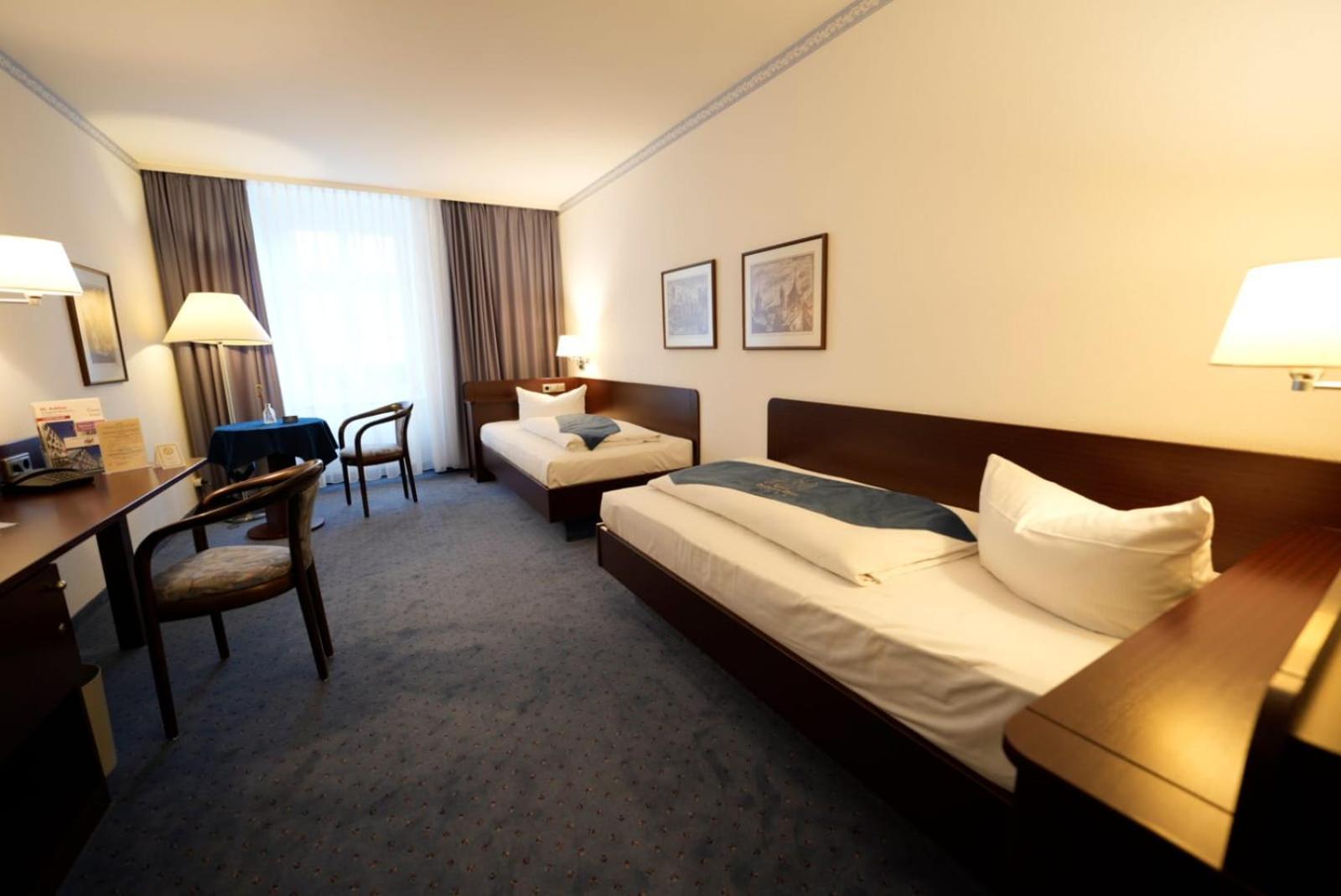 Hotel Goldener Adler Bautzen Exteriör bild