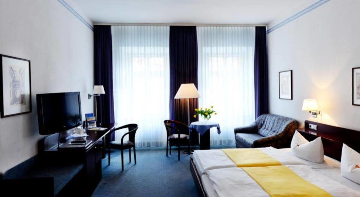 Hotel Goldener Adler Bautzen Exteriör bild